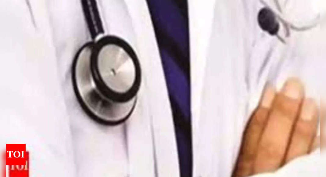 How doctors in Delhi removed aluminium med foil 61-year-old swallowed | Delhi News
