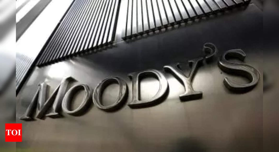 India GDP crosses $3.5 trillion in 2022; bureaucracy could slow pace of investment: Moody's - Times of India